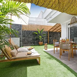 pura-vida-san-agustn.in-canary-islands.com/